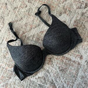 VS T-Shirt Push-Up Bra